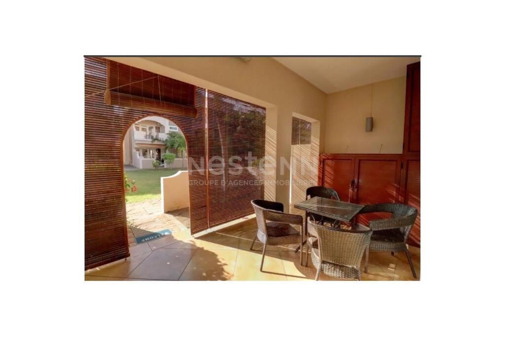 Lovely 4 Bed Townhouse With Common Swimming Pool Grand Baie Extérieur photo